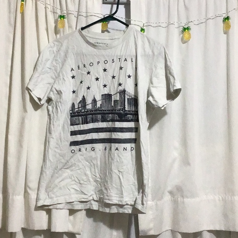Aeropostale white t shirt